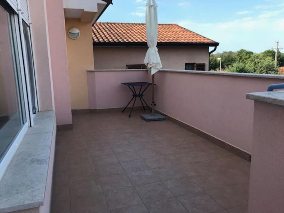 Apartment, 200M From Sea Brtonigla Esterno foto