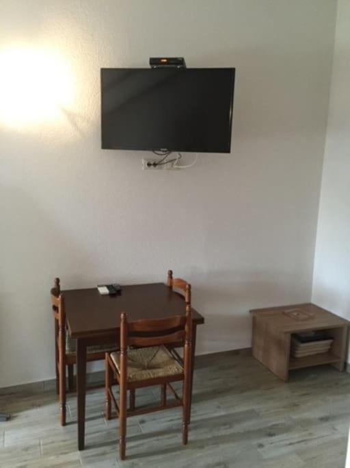 Apartment, 200M From Sea Brtonigla Esterno foto